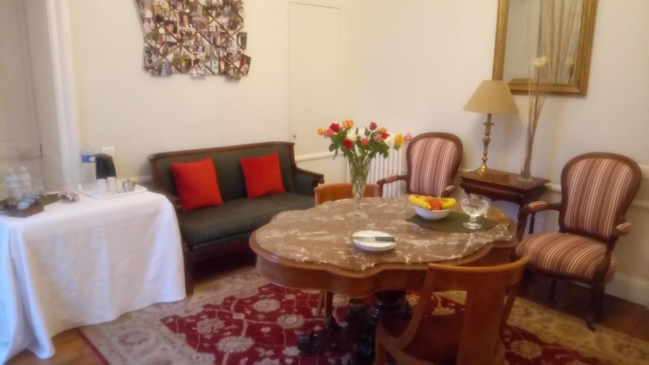Chambre De Flore ベルサイユ エクステリア 写真